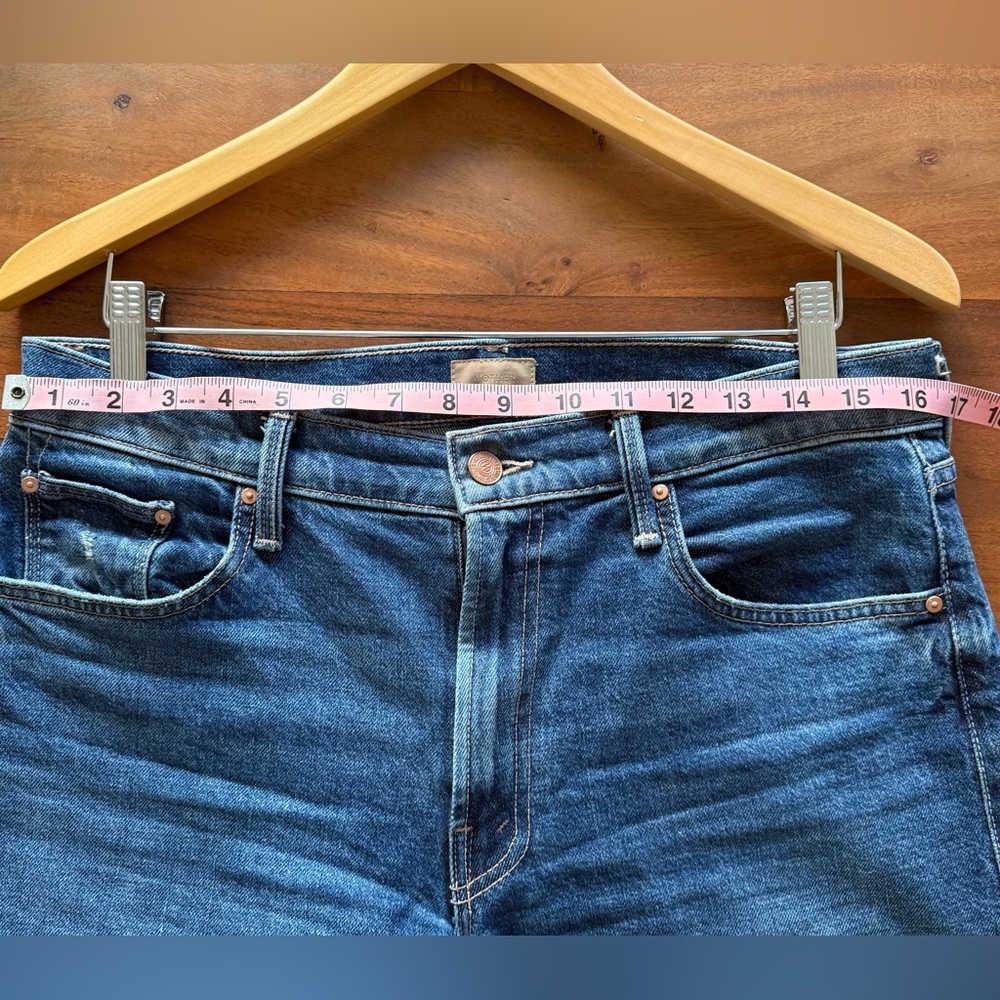 MOTHER Denim Mid Rise Rider Ankle Fray - Picture 5 of 8
